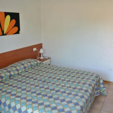 شقة Three-room Flat In A With Shared Pool بيبيوني