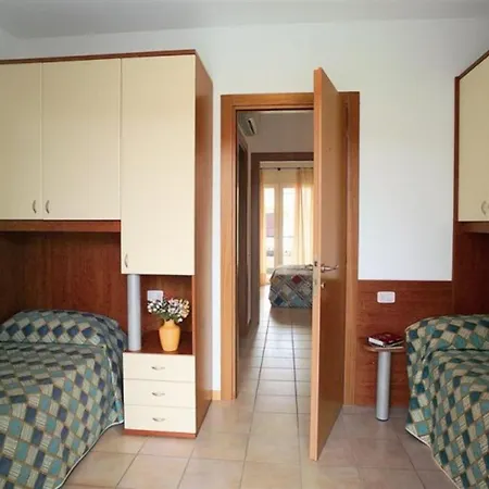 شقة Three-room Flat In A With Shared Pool بيبيوني